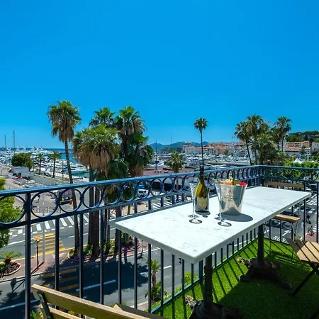 Croisette Luxury Waterfront Across The Sea Apartman *